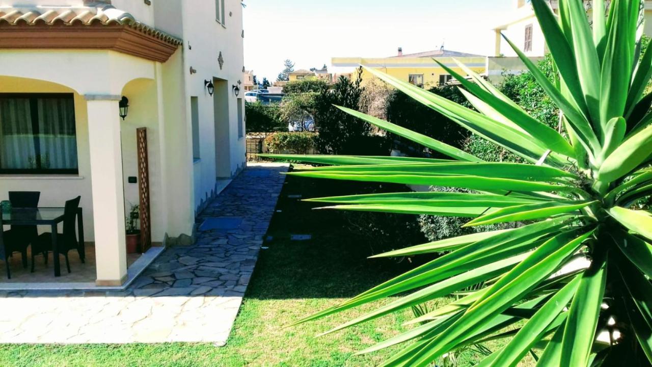 Casa Vacanze Menta Fiorita Flumini di Quartu Extérieur photo